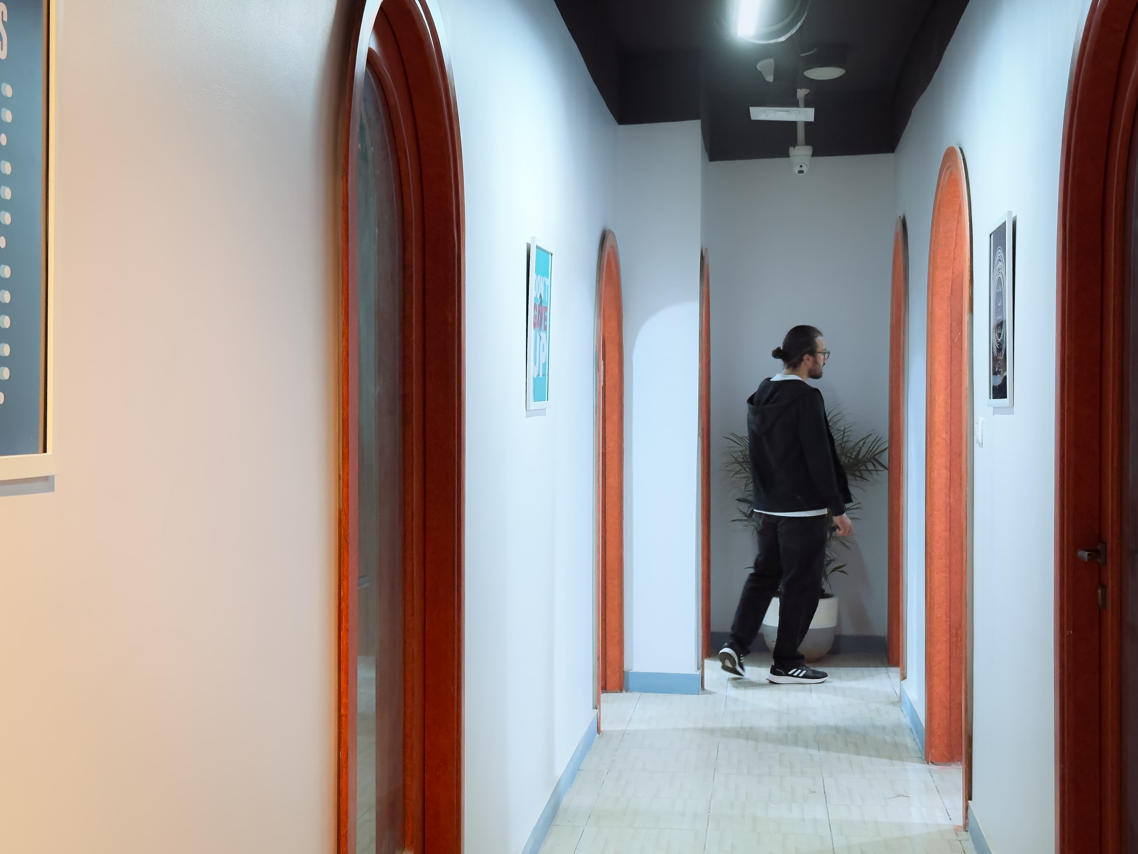 Rework corridor with arched doors